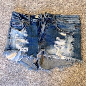 American Eagle Stretch (Booty Short lol) Jeans • size 6